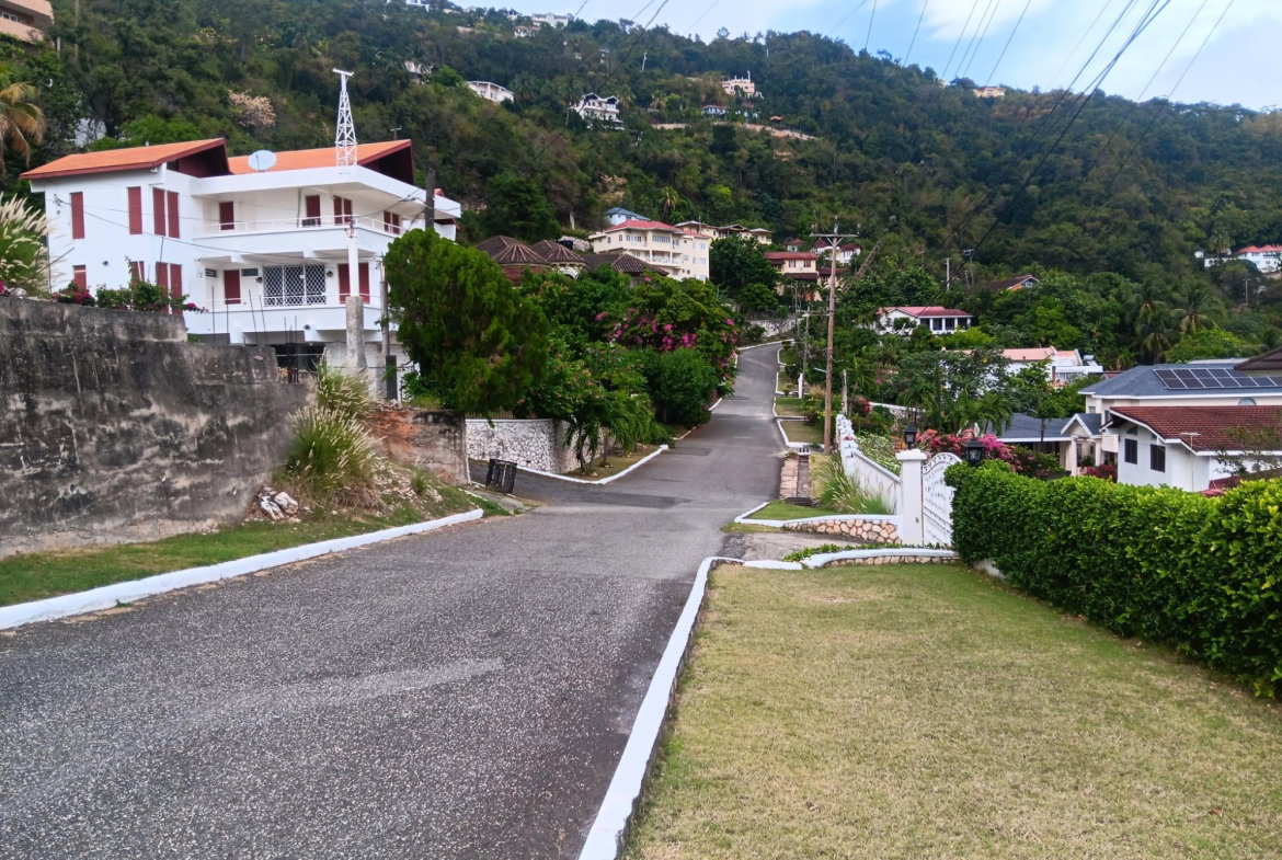 Fourteenth image of 40 Belgrade Loop in Kingston 19, St. Andrew, Jamaica - property is For Rent