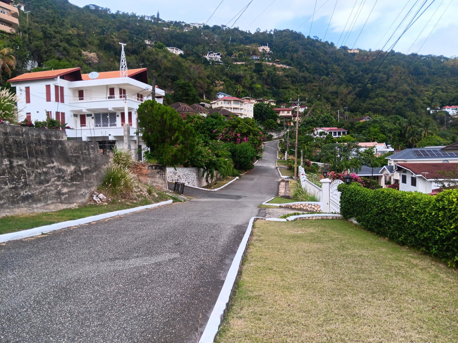 Fourteenth image of 40 Belgrade Loop in Kingston 19, St. Andrew, Jamaica - property is For Rent