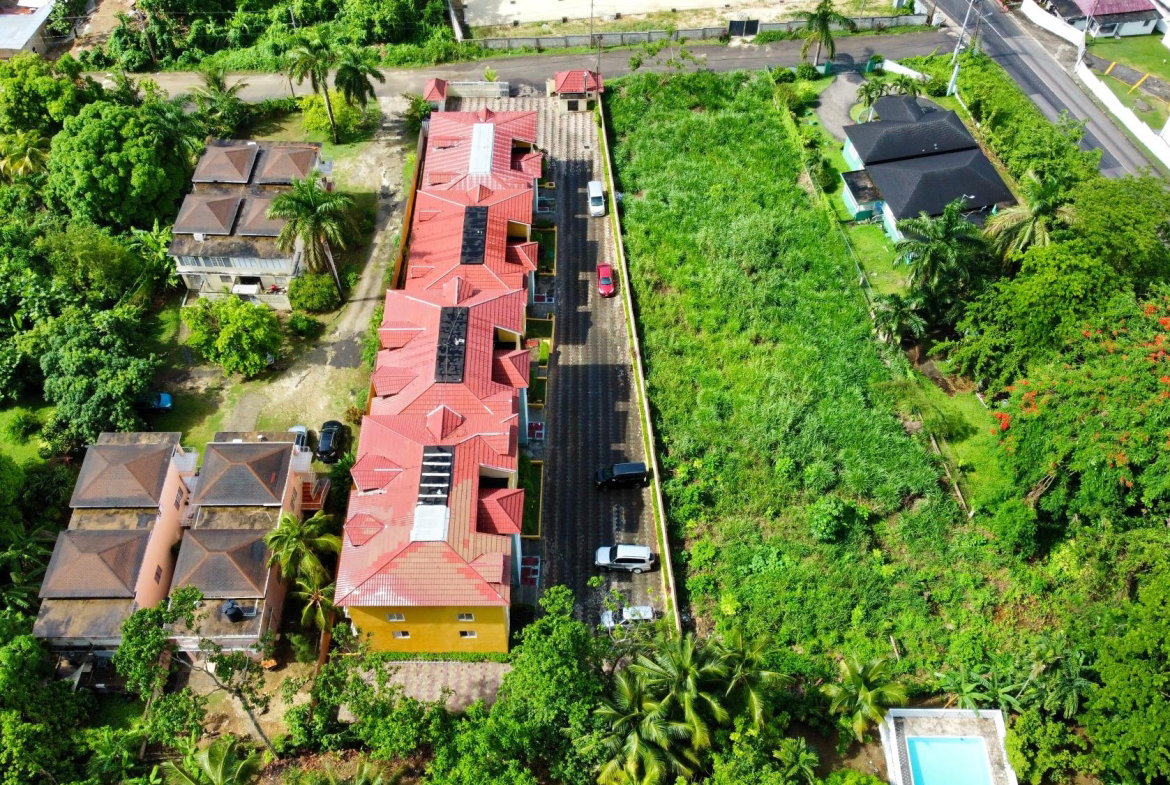 First image of 18-3 Reading Manor in Reading, St. James, Jamaica - property is For Sale