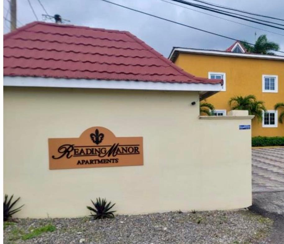 Fifth image of 18-3 Reading Manor in Reading, St. James, Jamaica - property is For Sale