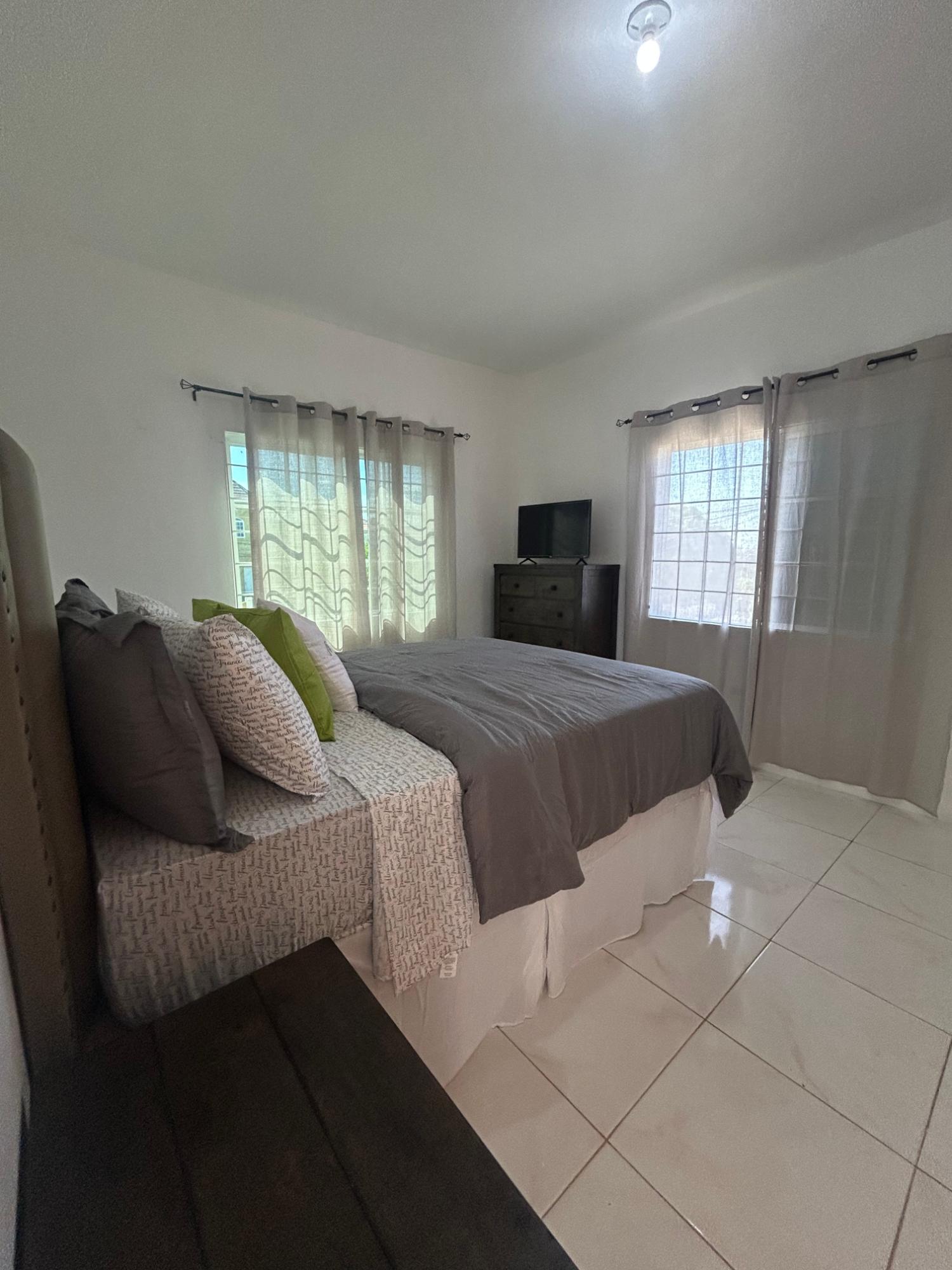 Fourth image of 1-404 Melrose, Coral Gardens, m in Ironshore, St. James, Jamaica - property is For Rent