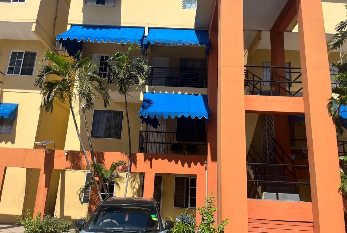 Thirtieth image of Dunrobin Acres, Phase 1 in Kingston 10, St. Andrew, Jamaica - property is For Rent