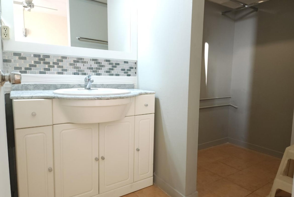 Sixth image of 17-3 Renfrew Road in Kingston 10, St. Andrew, Jamaica - property is For Rent