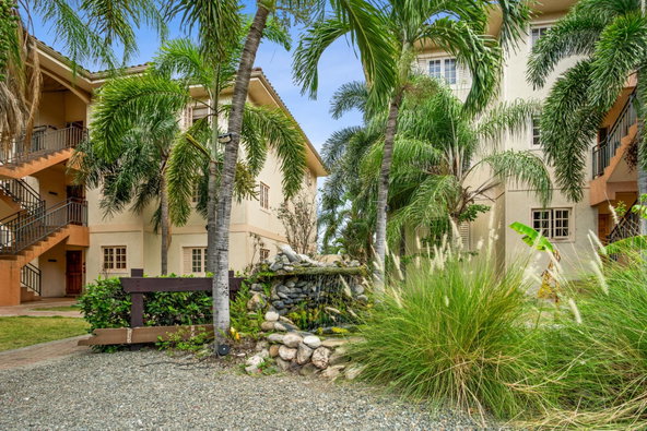 Thirteenth image of 9-1 Marley Road in Kingston 6, St. Andrew, Jamaica - property is For Rent