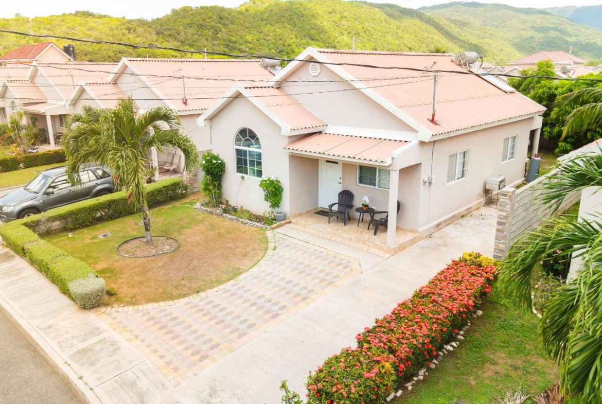 Second image of B89- Caymanas Estates in Caymanas Estates, St. Catherine, Jamaica - property is For Rent