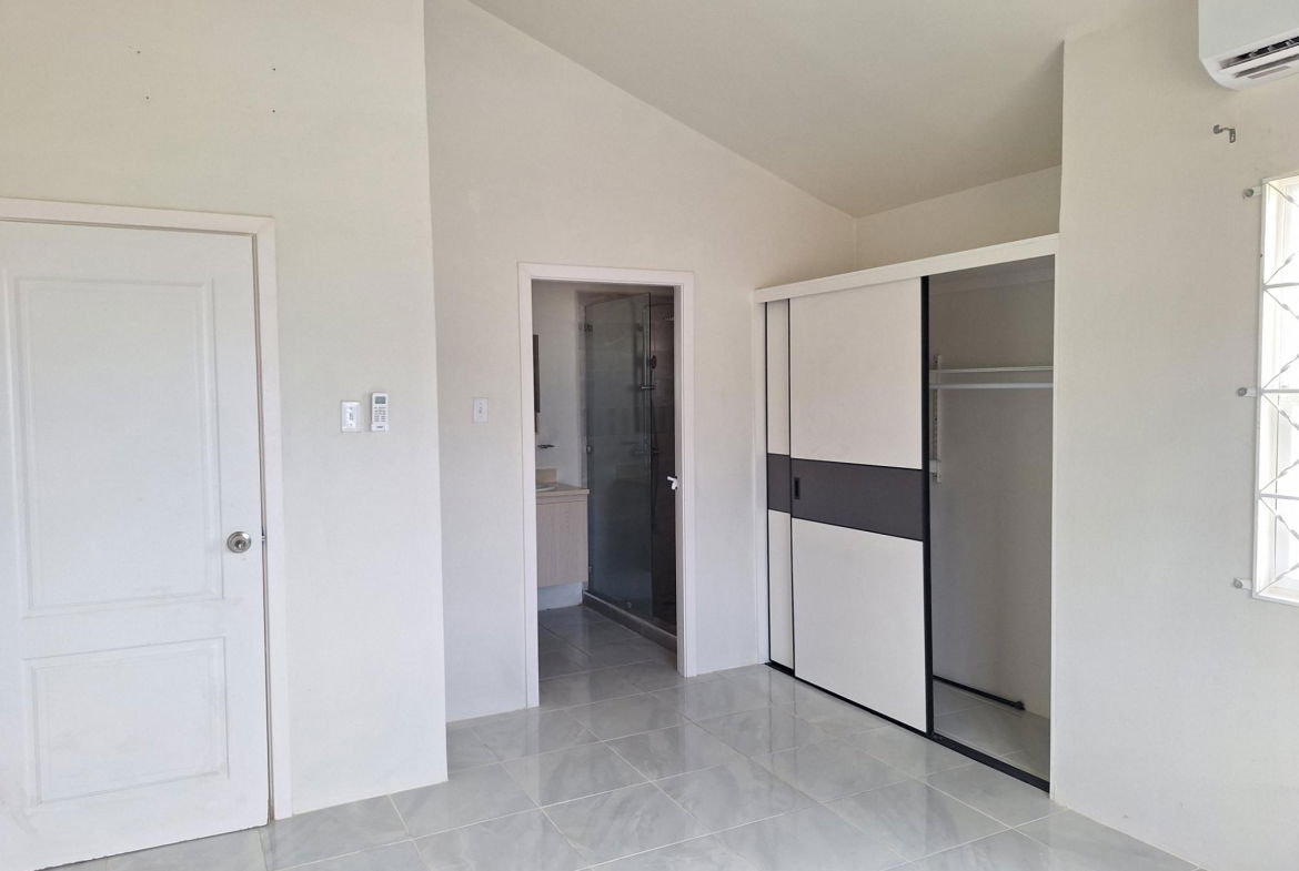 Eleventh image of 609- Camelot Village Phase 5 in Discovery Bay, St. Ann, Jamaica - property is For Rent