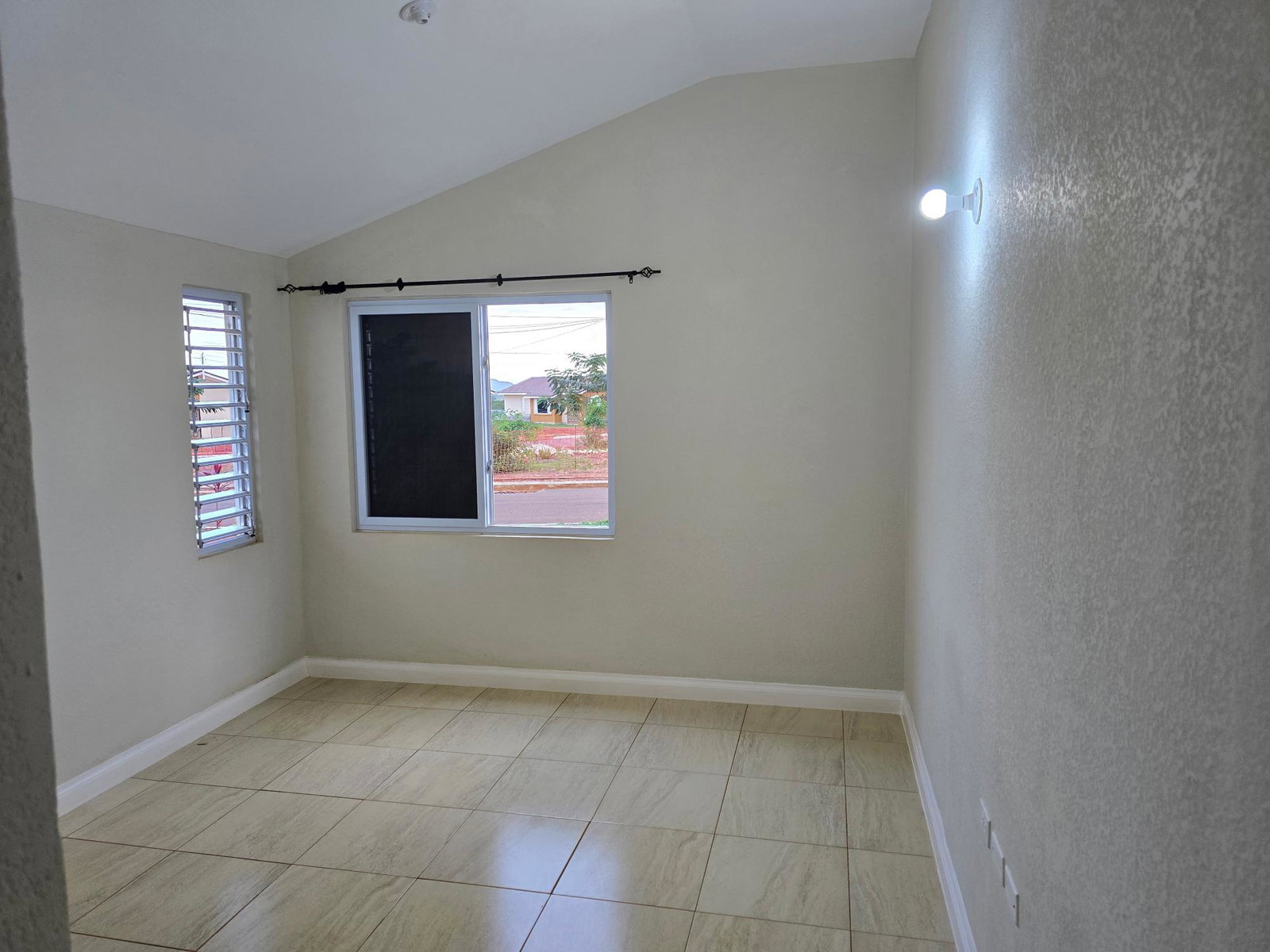 Fourteenth image of 249 Castle Way in Innswood, St. Catherine, Jamaica - property is For Rent