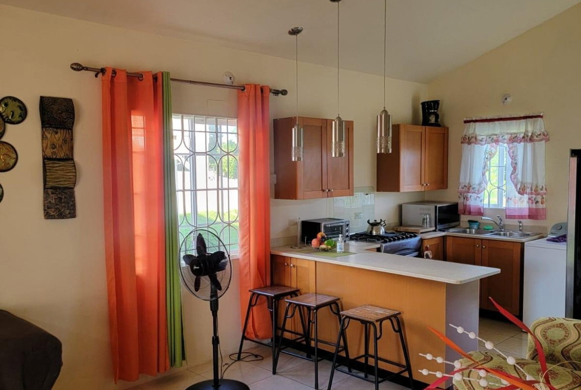 Sixth image of 634 Phoenix Park Village in Phoenix Park, St. Catherine, Jamaica - property is For Rent