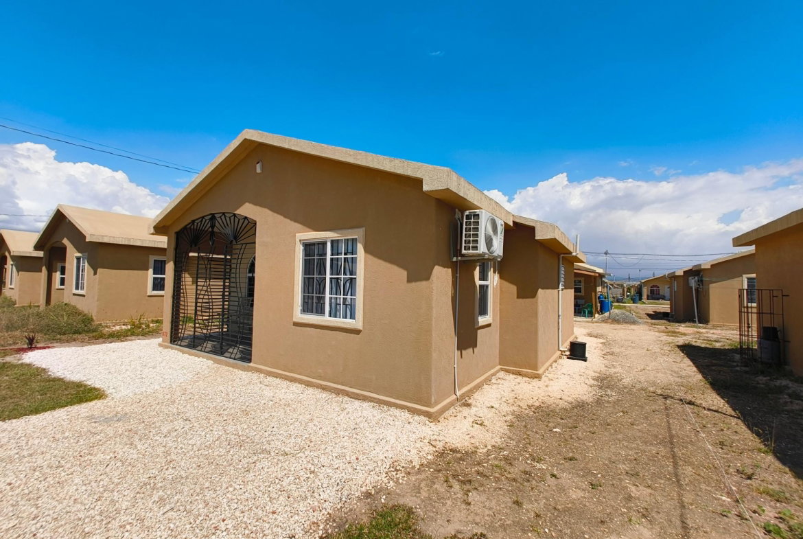 Twenty-First image of Phoenix Village 2 in Phoenix Park, St. Catherine, Jamaica - property is For Rent