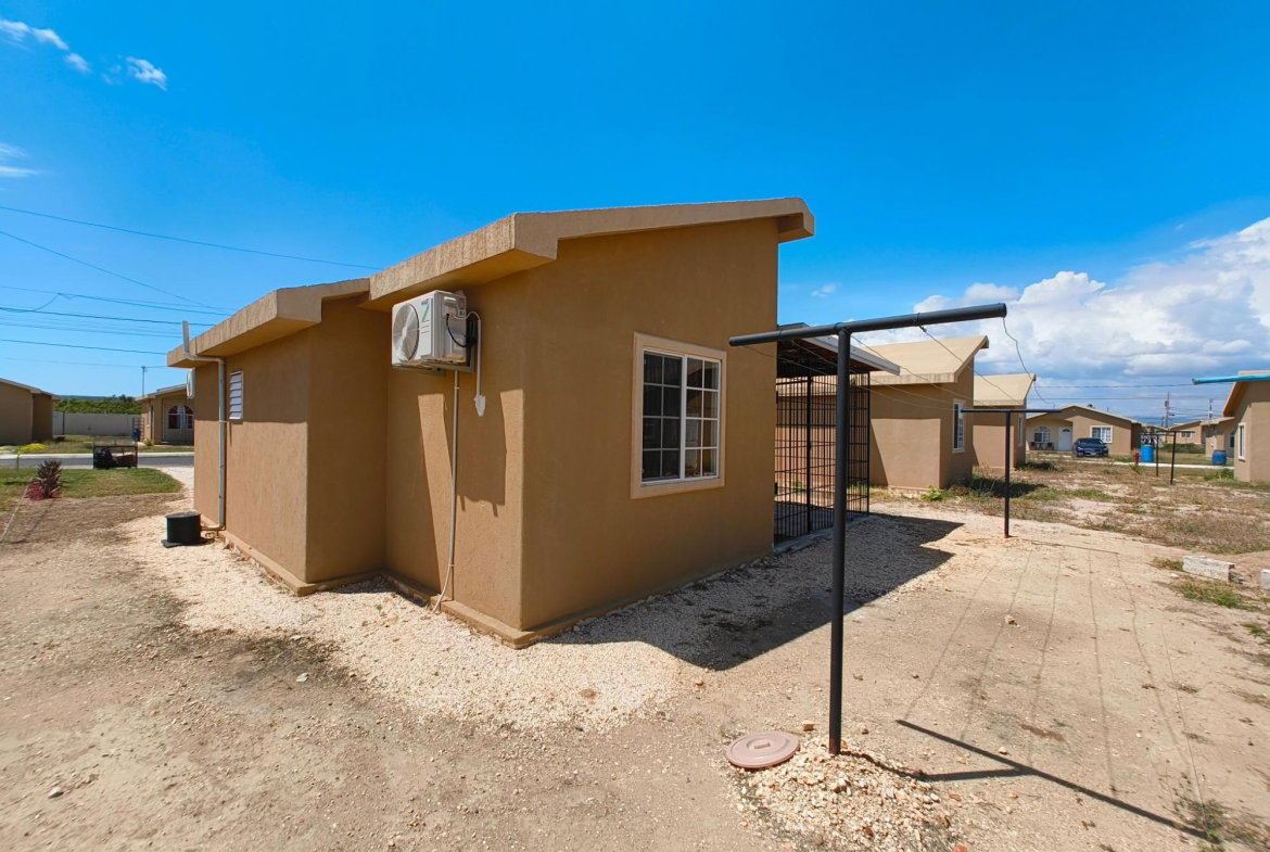 Twenty-Second image of Phoenix Village 2 in Phoenix Park, St. Catherine, Jamaica - property is For Rent