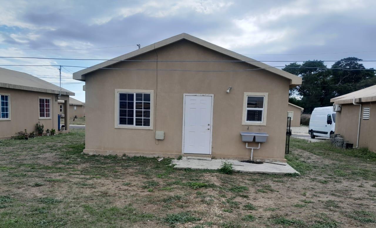Second image of Lot # 1782-35 Seaside Circle in Greater Portmore, St. Catherine, Jamaica - property is For Rent