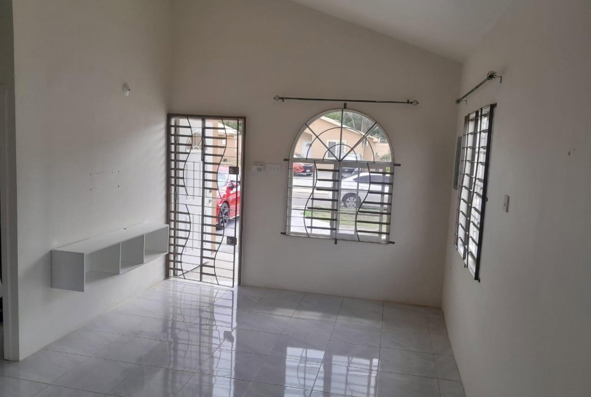 Third image of Lot # 1782-35 Seaside Circle in Greater Portmore, St. Catherine, Jamaica - property is For Rent