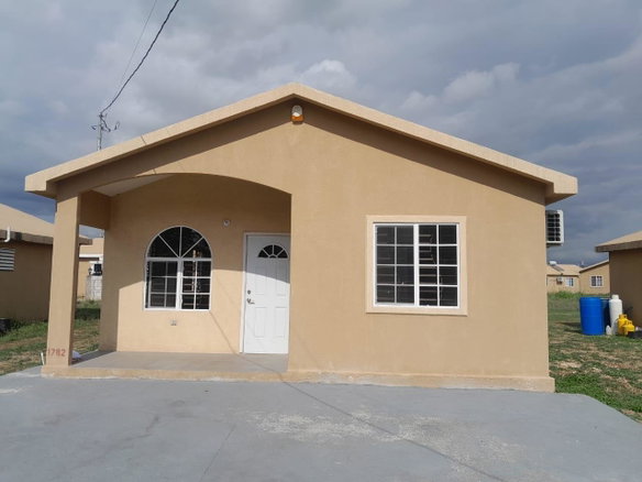 First image of Lot # 1782-35 Seaside Circle in Greater Portmore, St. Catherine, Jamaica - property is For Rent