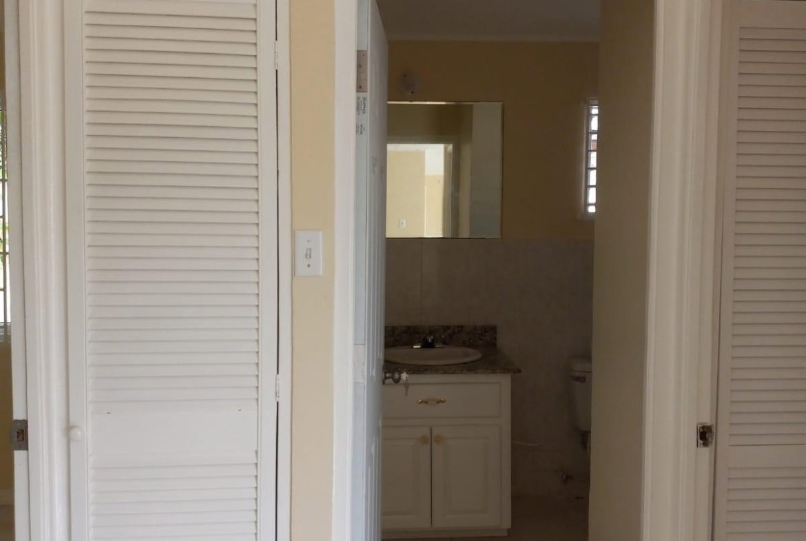 Eighth image of 379- Carlton Crescent in Montego Bay, St. James, Jamaica - property is For Rent