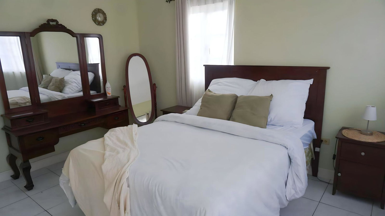 Tenth image of 28 Mango Walk Country Club in Montego Bay, St. James, Jamaica - property is For Rent
