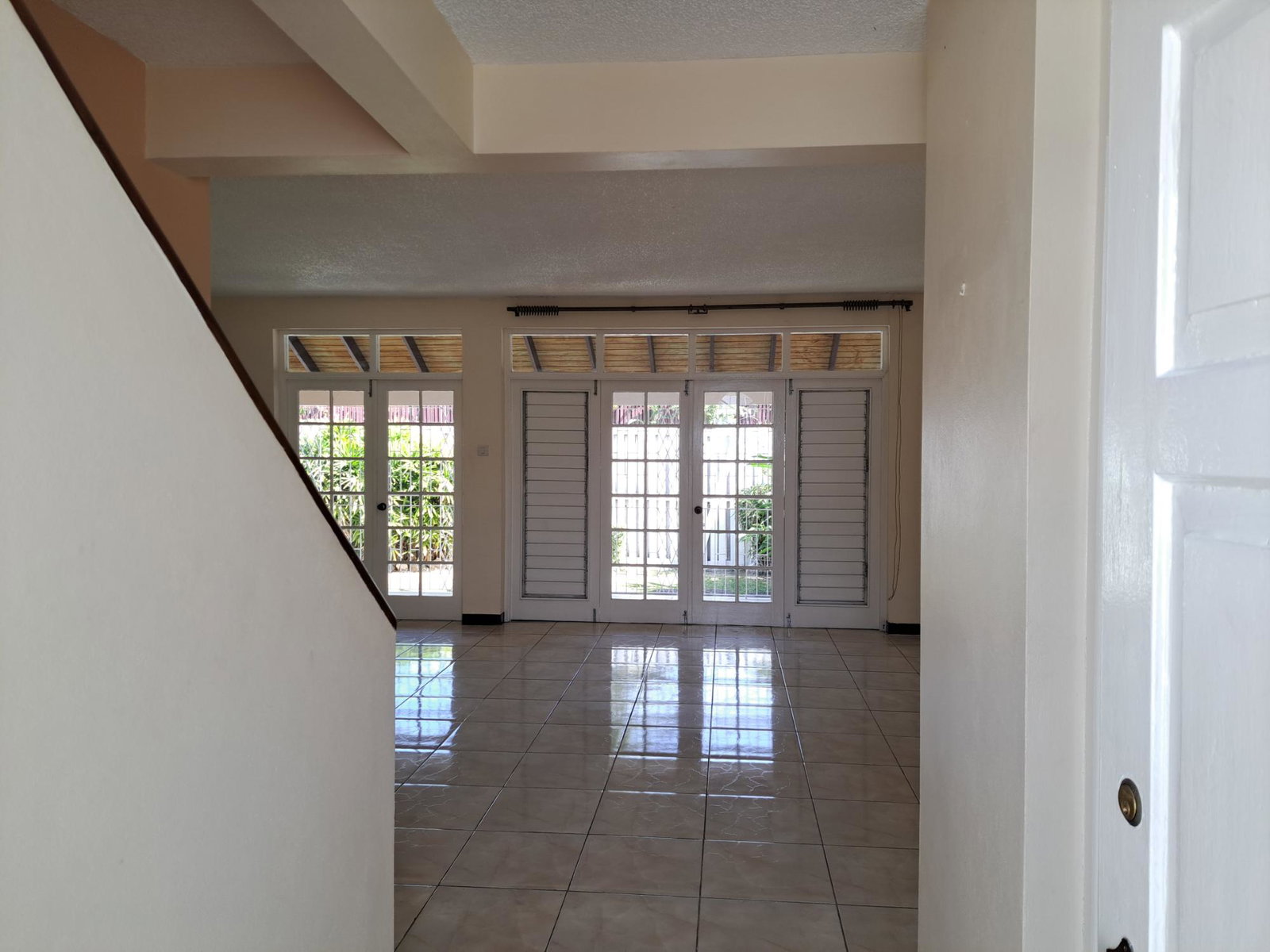 Charming-2-Bedroom-Townhouse-for-Rent-in-Charlton-Manor-St.-Andrew Second image of 4 Brickell Mews in Kingston 8, St. Andrew, Jamaica - property is For Rent