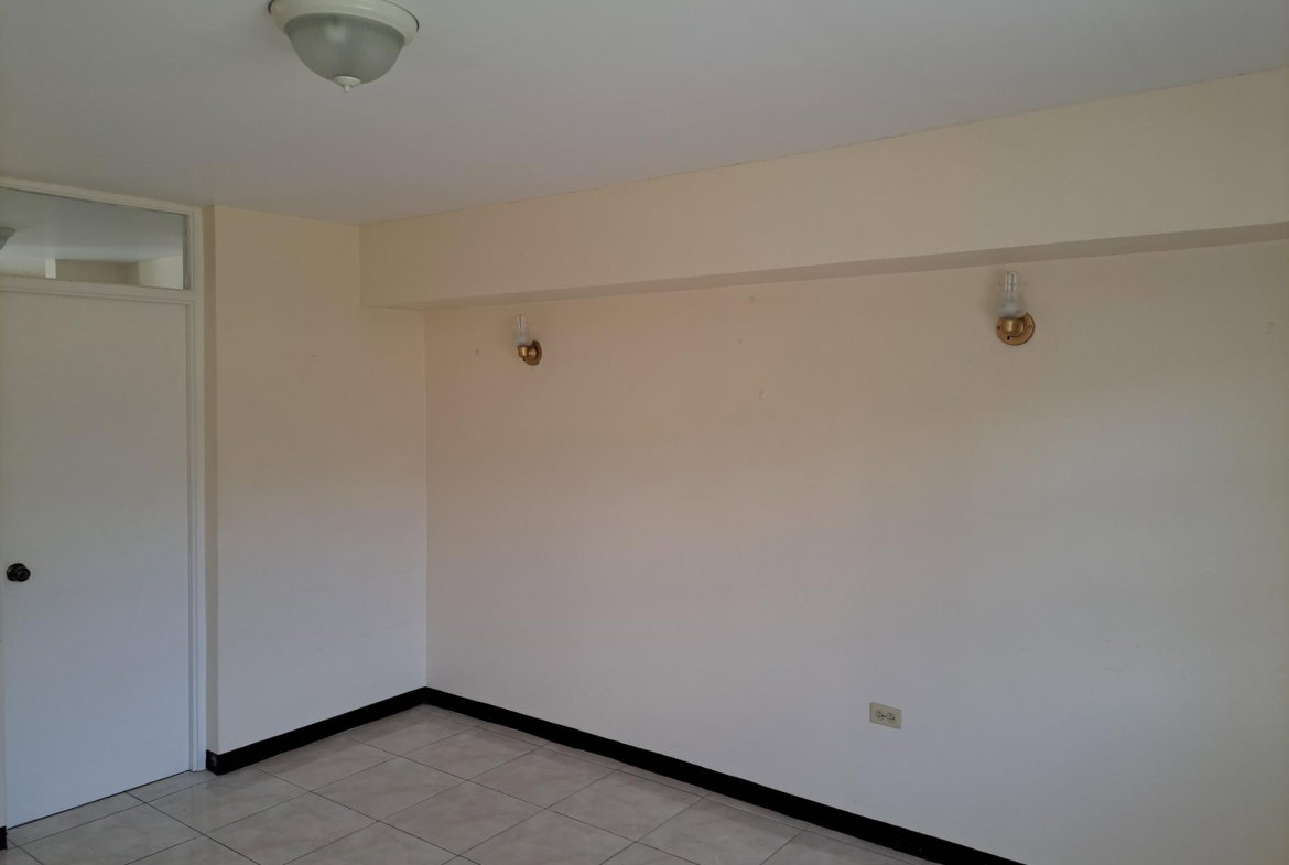 Fifteenth image of 4 Brickell Mews in Kingston 8, St. Andrew, Jamaica - property is For Rent