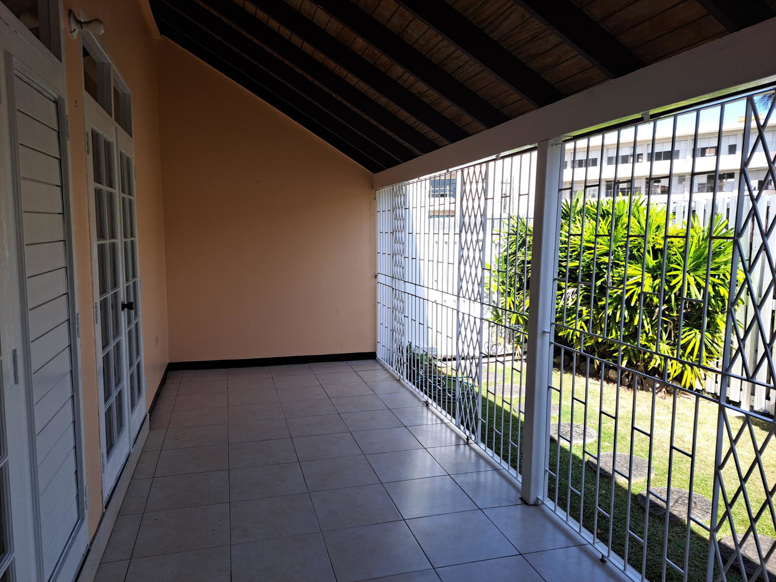 Charming-2-Bedroom-Townhouse-for-Rent-in-Charlton-Manor-St.-Andrew Twenty-Seventh image of 4 Brickell Mews in Kingston 8, St. Andrew, Jamaica - property is For Rent