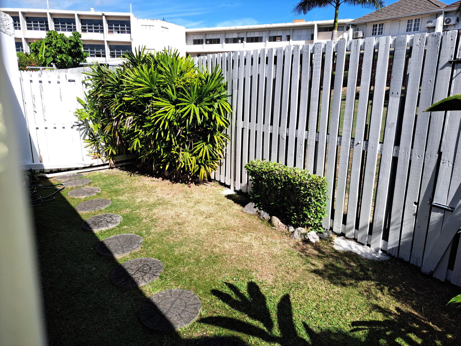 Charming-2-Bedroom-Townhouse-for-Rent-in-Charlton-Manor-St.-Andrew Twenty-Ninth image of 4 Brickell Mews in Kingston 8, St. Andrew, Jamaica - property is For Rent