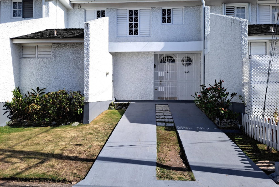 Thirtieth image of 4 Brickell Mews in Kingston 8, St. Andrew, Jamaica - property is For Rent