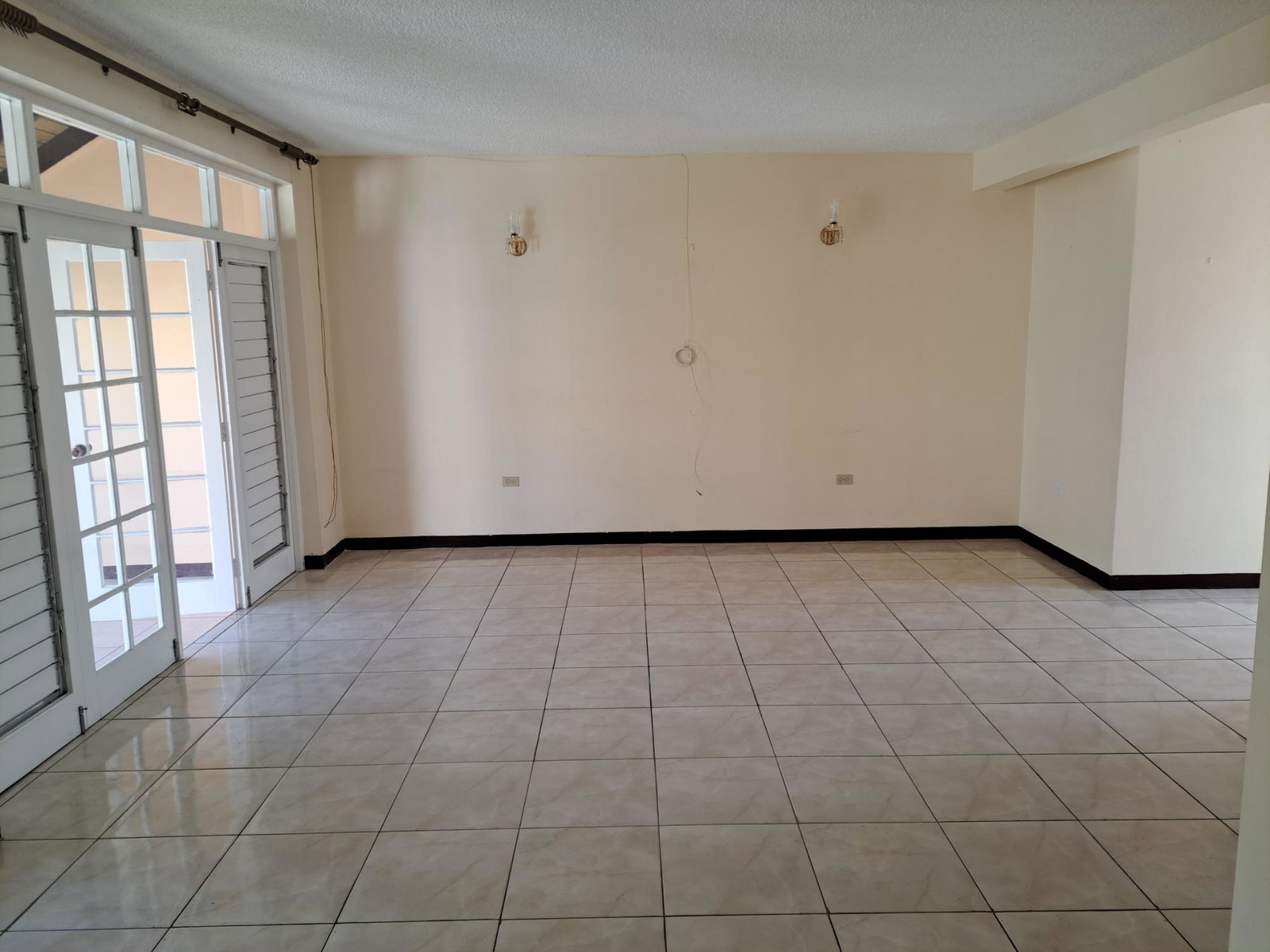 Charming-2-Bedroom-Townhouse-for-Rent-in-Charlton-Manor-St.-Andrew Fifth image of 4 Brickell Mews in Kingston 8, St. Andrew, Jamaica - property is For Rent