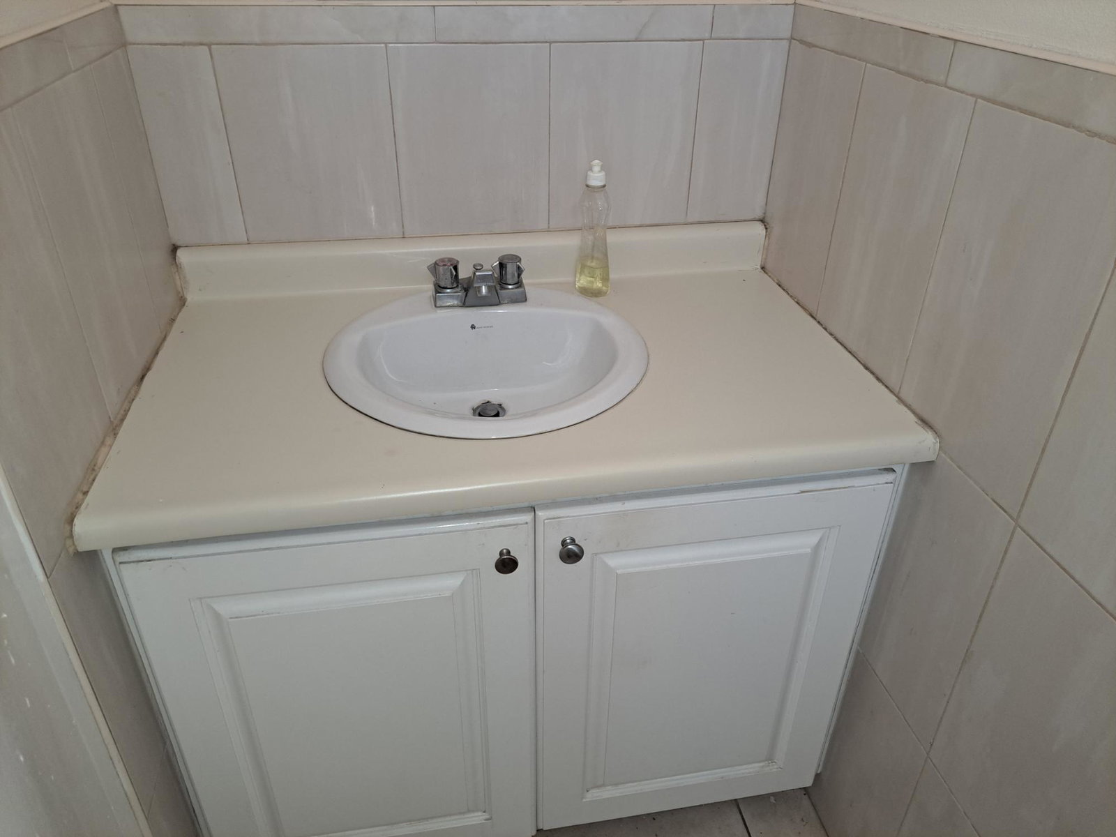 Charming-2-Bedroom-Townhouse-for-Rent-in-Charlton-Manor-St.-Andrew Seventh image of 4 Brickell Mews in Kingston 8, St. Andrew, Jamaica - property is For Rent