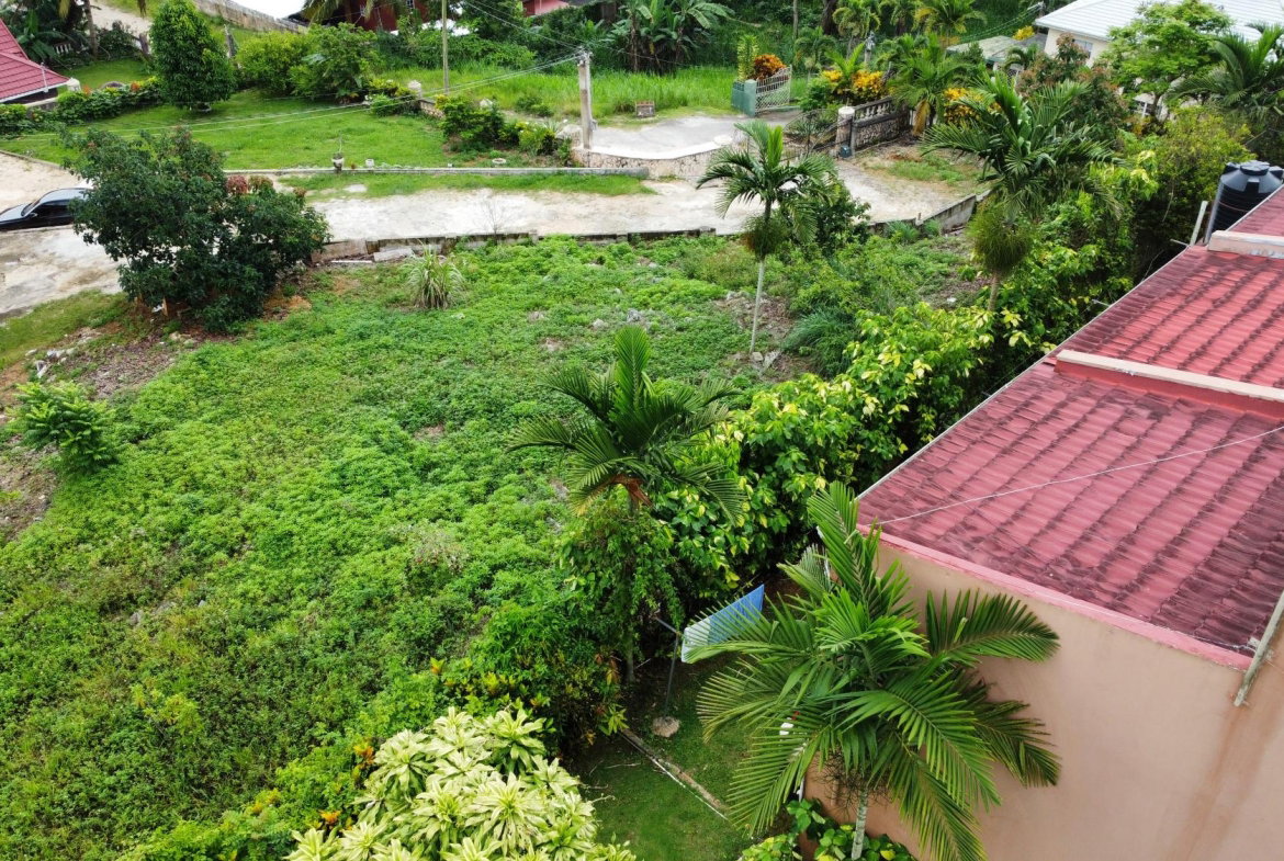 Seventh image of 8-5 West Road in Mandeville, Manchester, Jamaica - property is For Sale