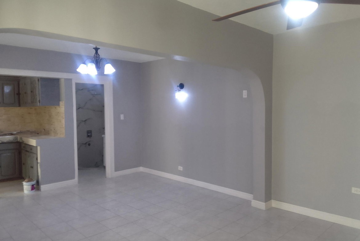 Tenth image of 818 Catherine Hall in Catherine Hall, St. James, Jamaica - property is For Rent