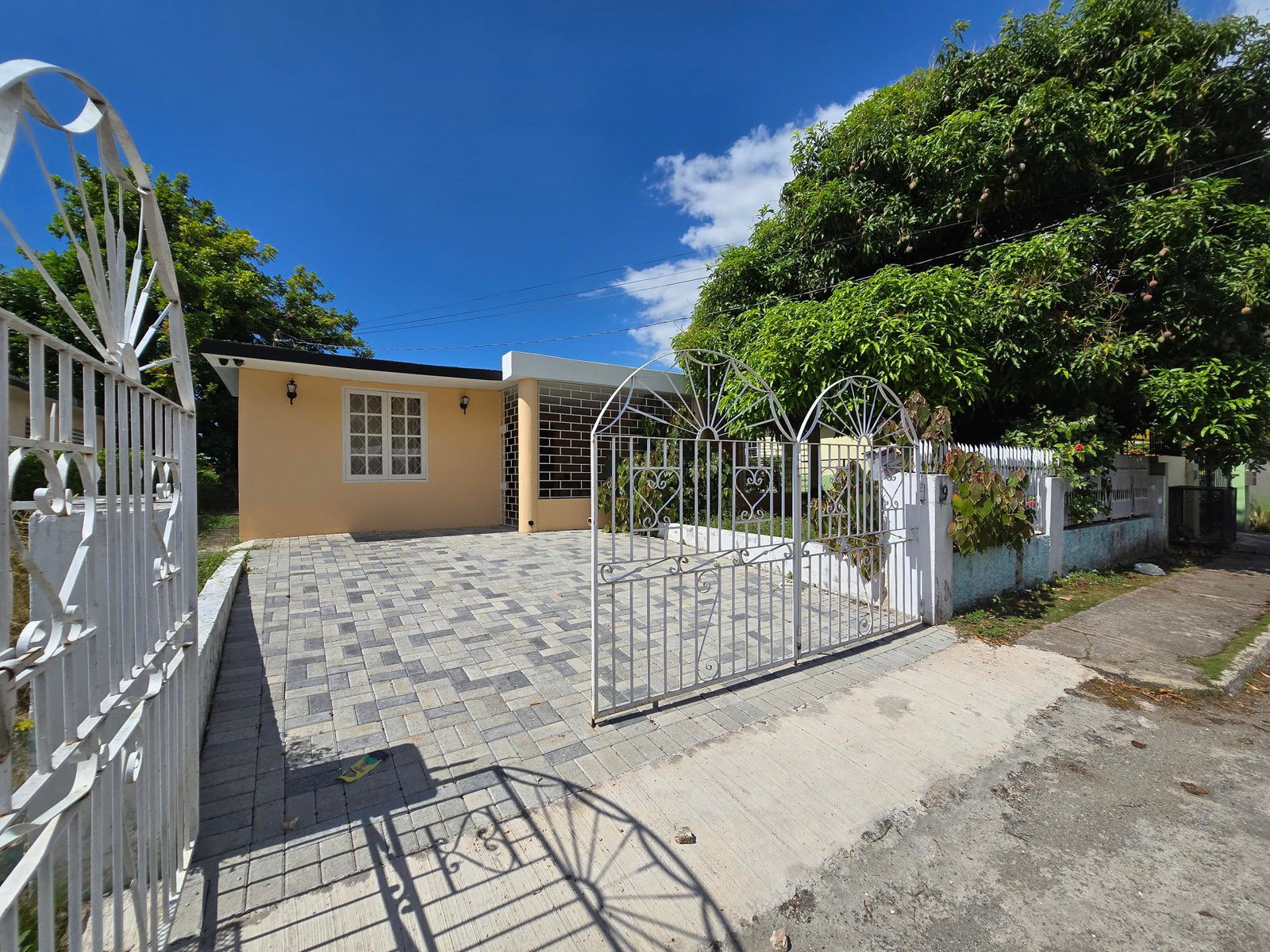 Third image of 19 Linscott Avenue in Kingston 19, St. Andrew, Jamaica - property is For Sale