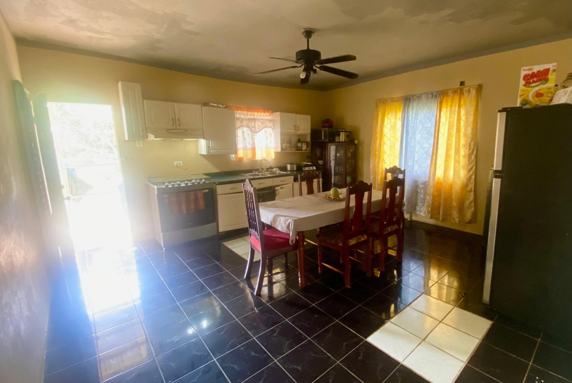 Nineteenth image of Ridge Pen in Ridge Pen, St. Elizabeth, Jamaica - property is For Sale