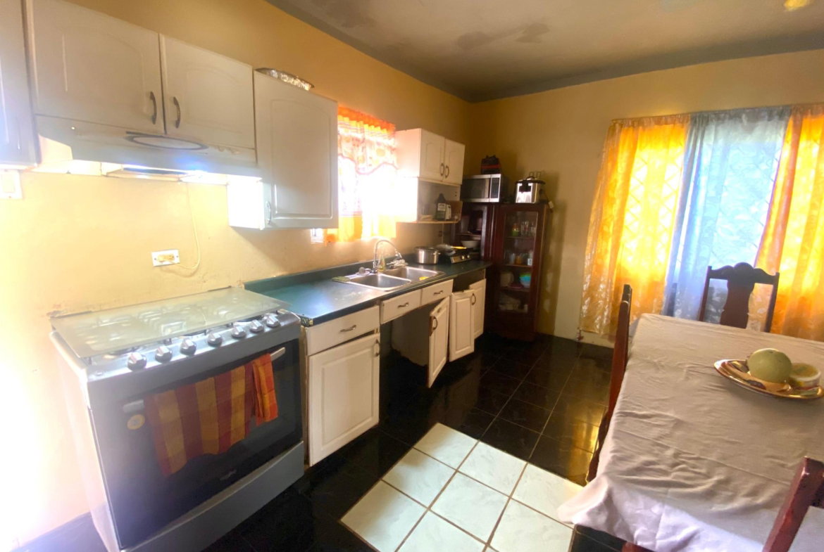 Twentieth image of Ridge Pen in Ridge Pen, St. Elizabeth, Jamaica - property is For Sale
