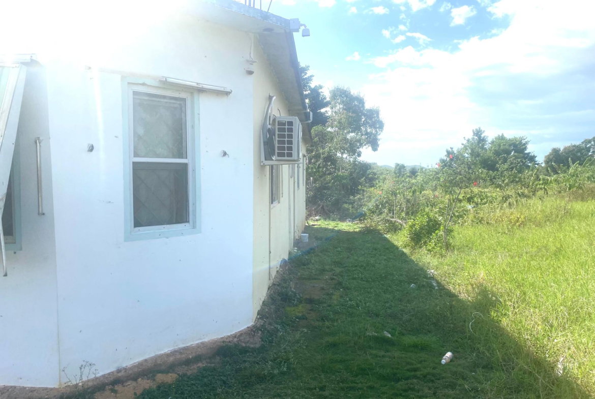 Fourth image of Ridge Pen in Ridge Pen, St. Elizabeth, Jamaica - property is For Sale