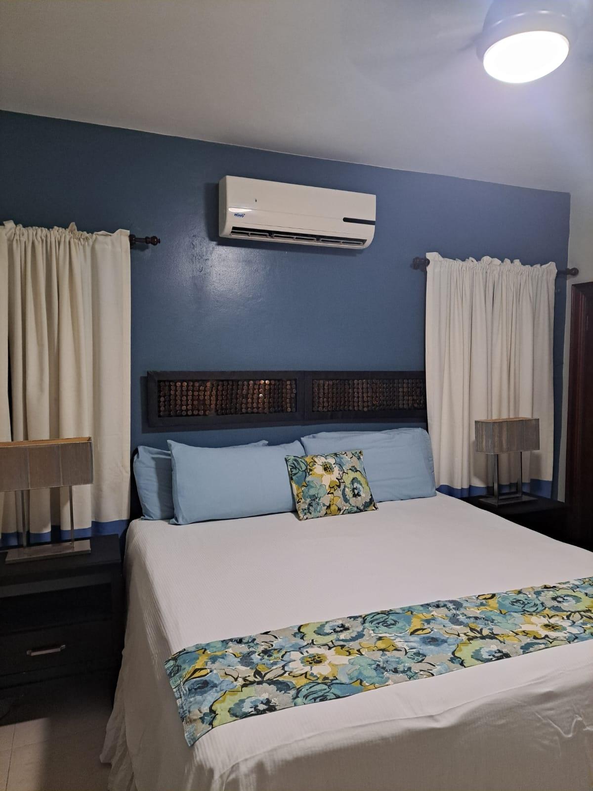 Seventh image of 10 Seashore Place in Bogue Village, St. James, Jamaica - property is For Rent