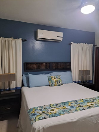 Seventh image of 10 Seashore Place in Bogue Village, St. James, Jamaica - property is For Rent