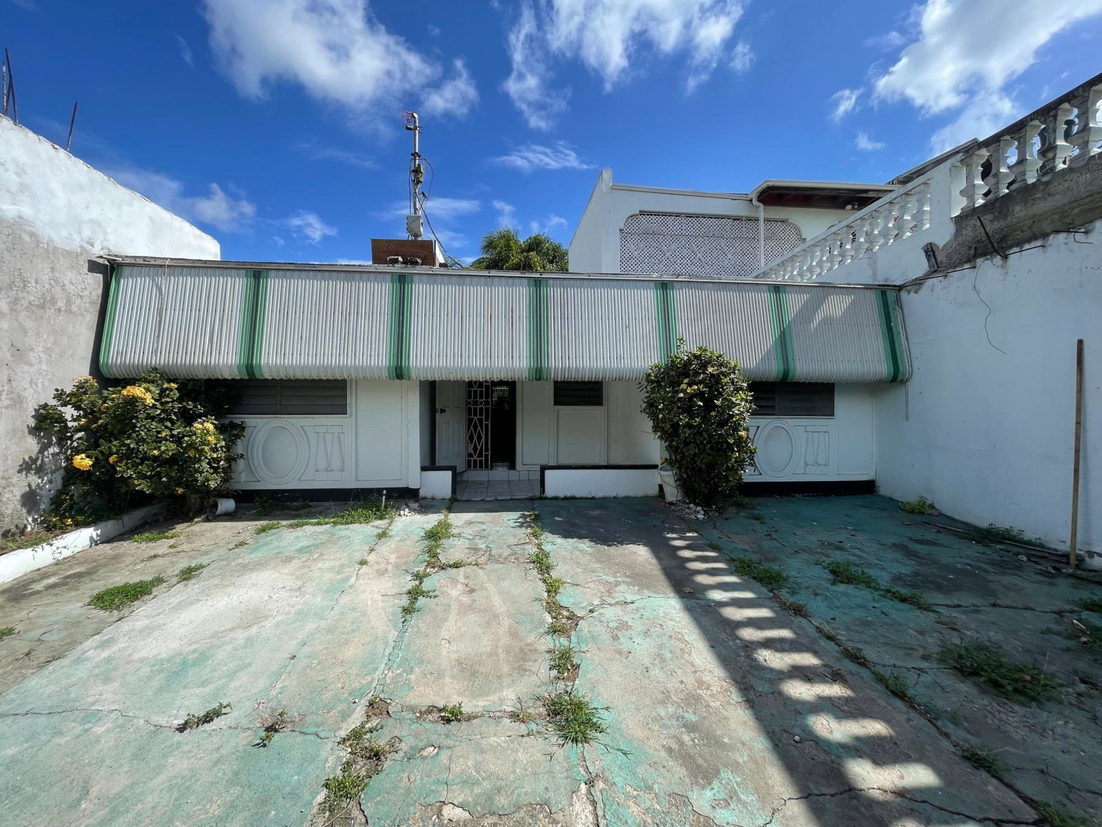 Charming-3-Bedroom-Home-for-Sale-in-Belmont-Park-Jamaica First image of 154 North West 3rd Avenue in Greater Portmore, St. Catherine, Jamaica - property is For Sale