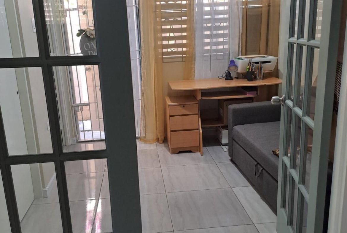 Eleventh image of Worthington Terrace in Kingston 5, St. Andrew, Jamaica - property is For Rent
