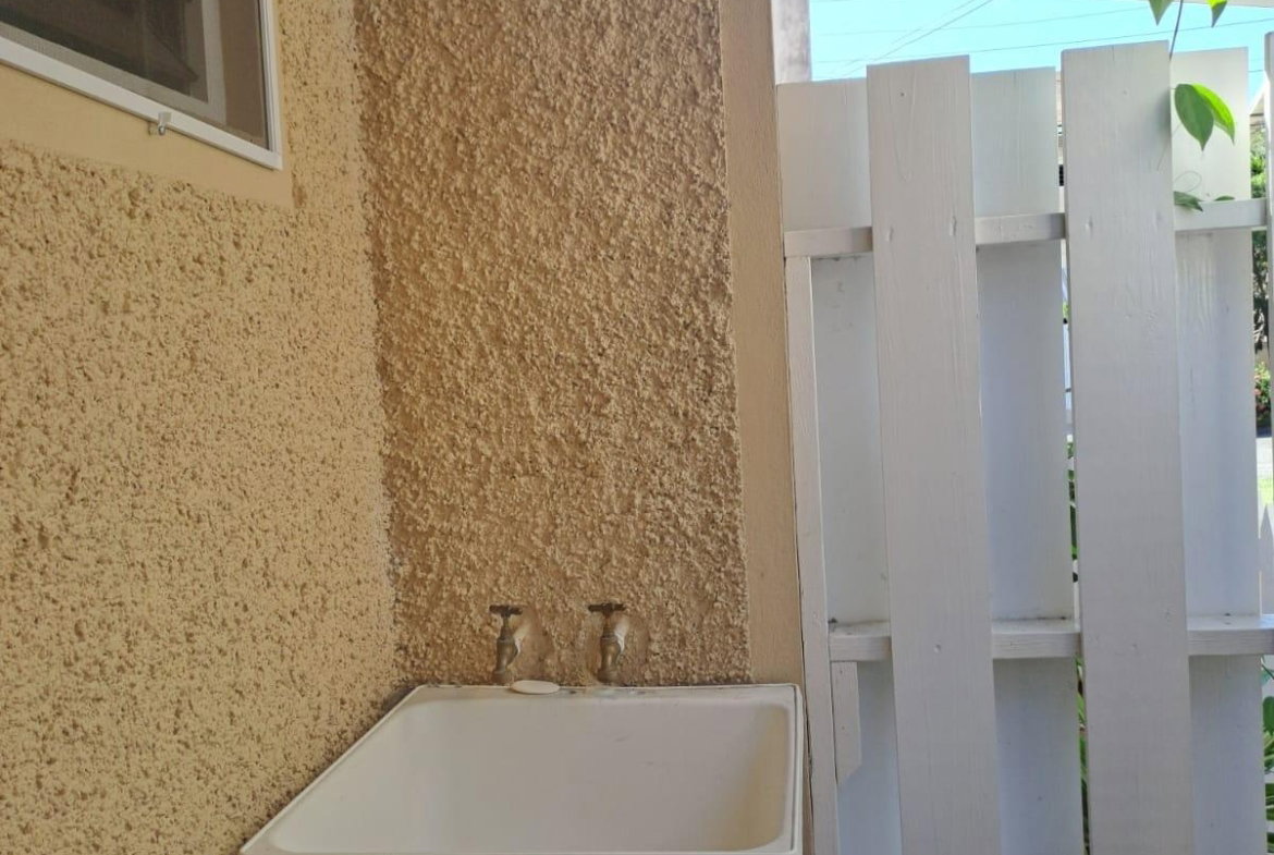 Fifteenth image of Worthington Terrace in Kingston 5, St. Andrew, Jamaica - property is For Rent