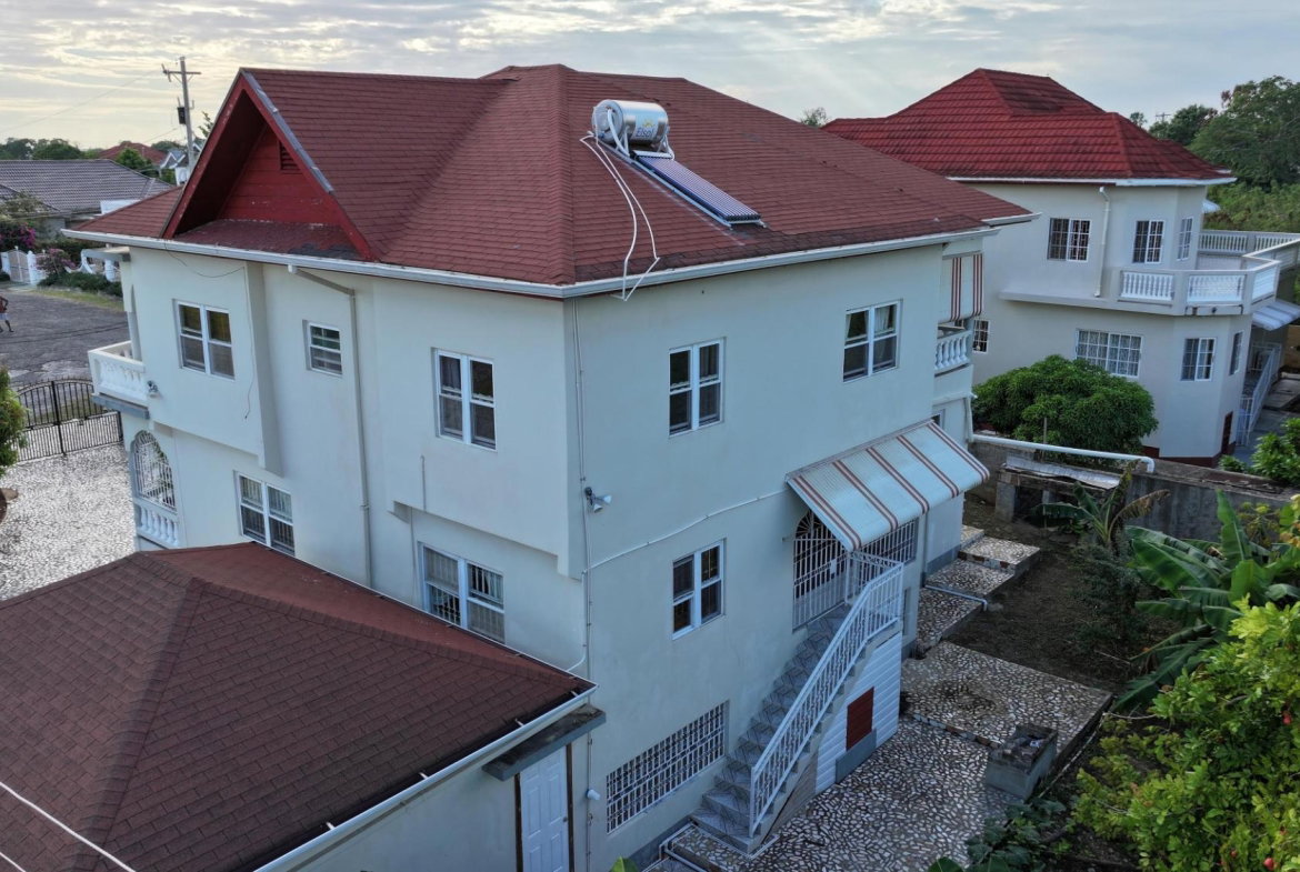 First image of 100 Balck River, Flat Rocks in Black River, St. Elizabeth, Jamaica - property is For Sale