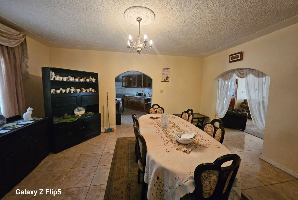 Sixth image of Four Path/denbigh in Four Paths, Clarendon, Jamaica - property is For Sale