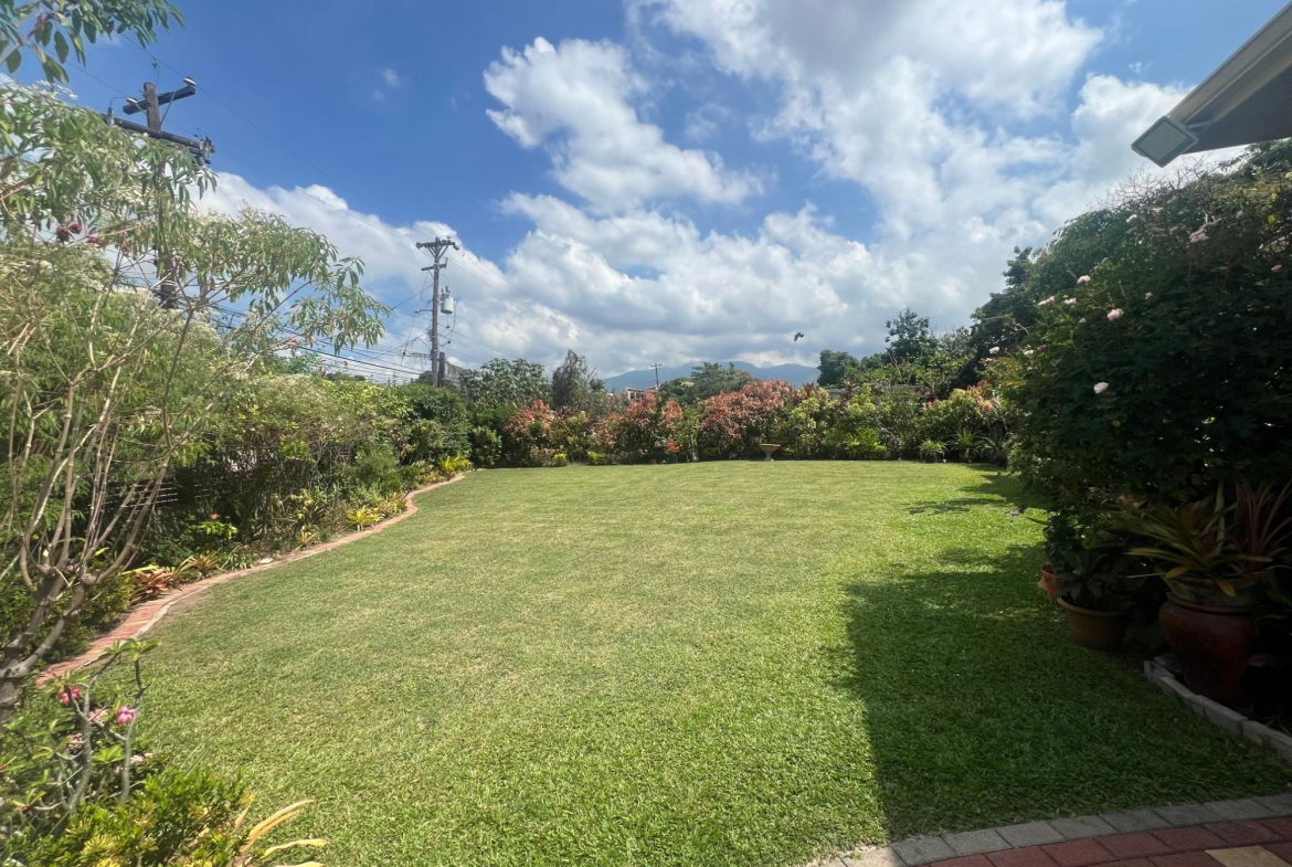 Twelfth image of Lawrence Avenue in Kingston 8, St. Andrew, Jamaica - property is For Rent