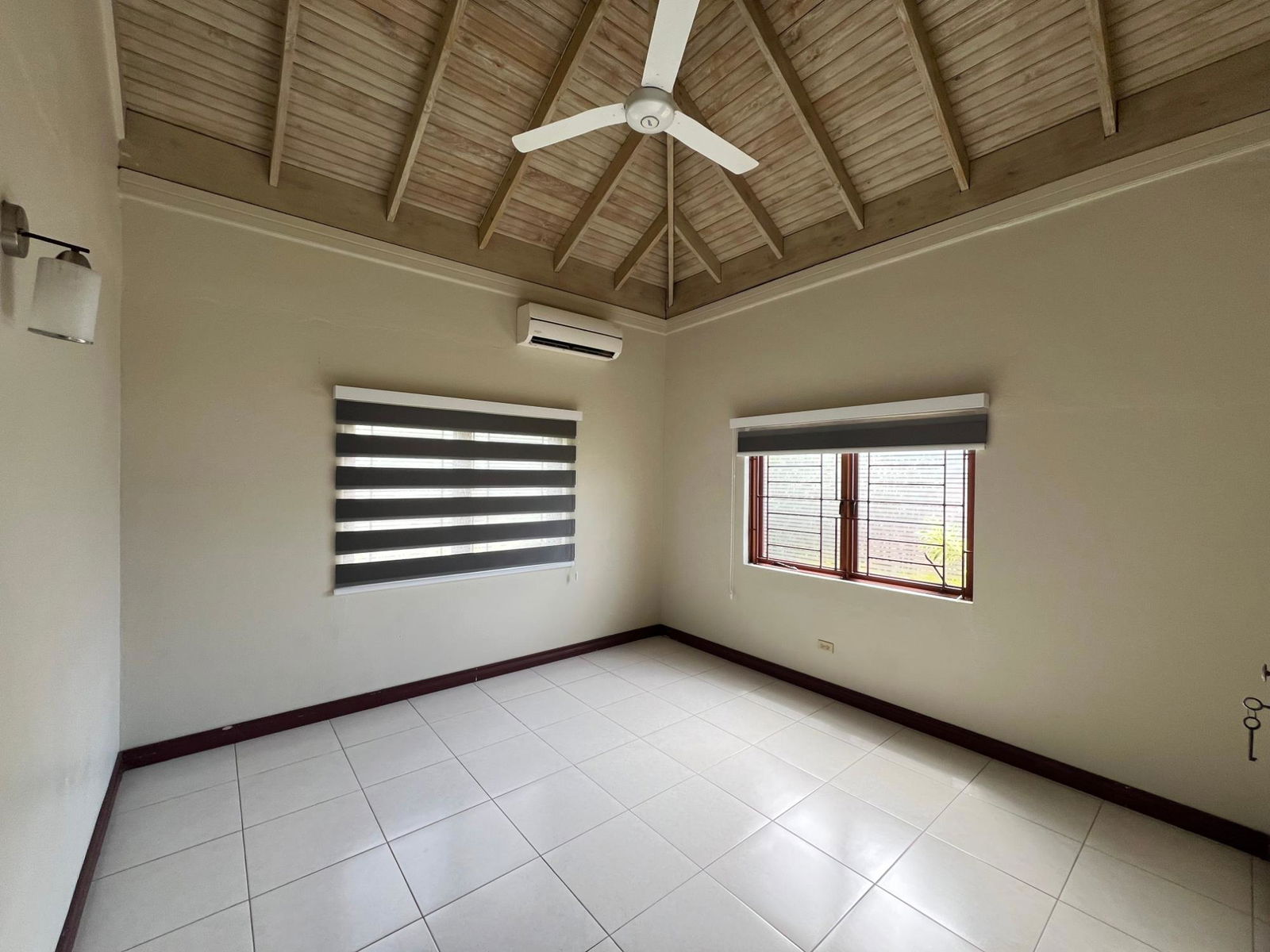Fifth image of Lawrence Avenue in Kingston 8, St. Andrew, Jamaica - property is For Rent