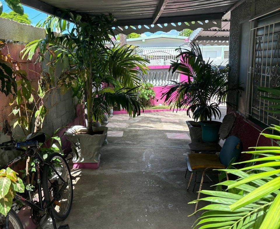Second image of 23 Stuarton Crescent in Ensom City, St. Catherine, Jamaica - property is For Sale