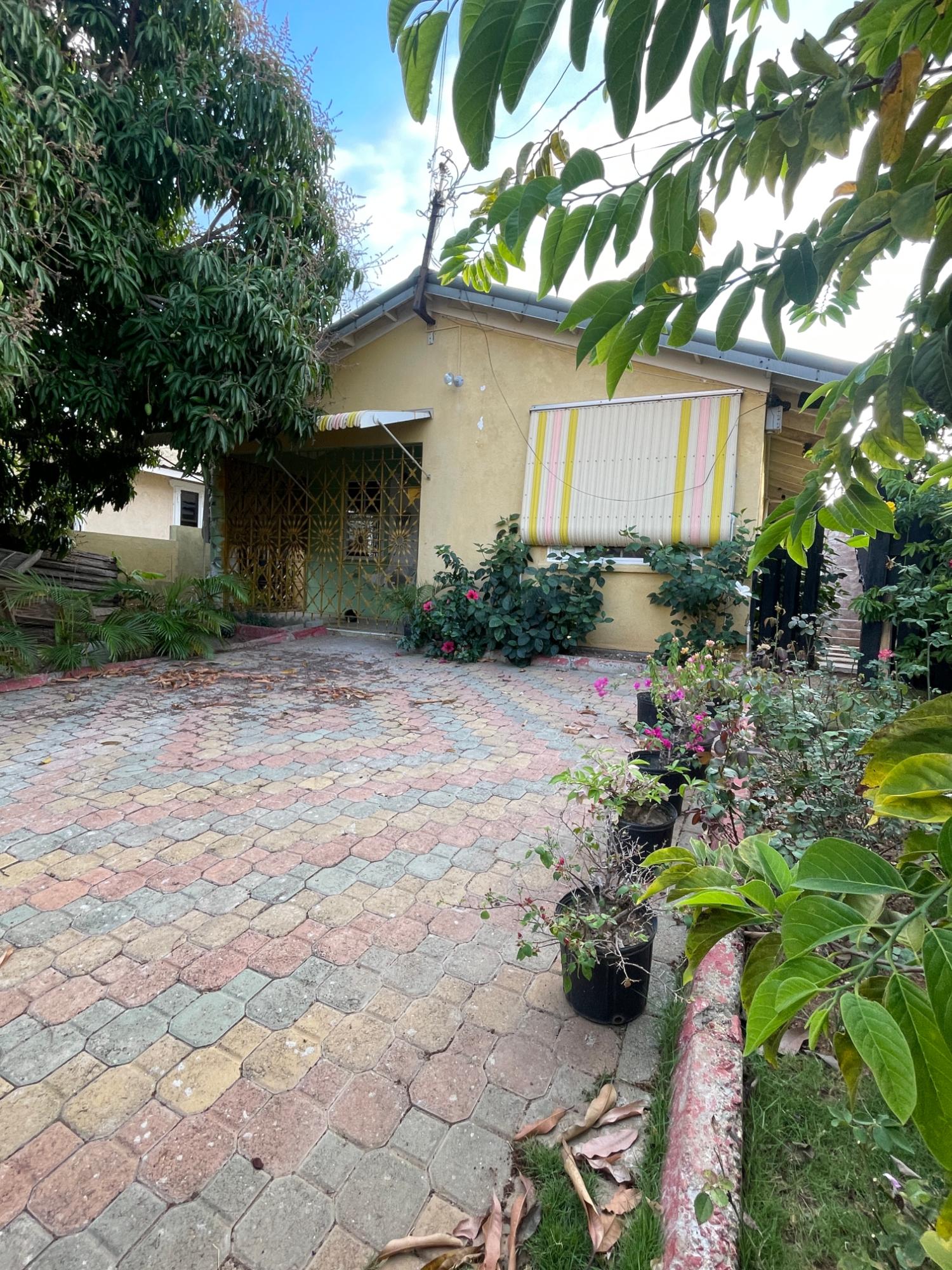 Third image of 134 Sandstone Drive in Greater Portmore, St. Catherine, Jamaica - property is For Rent