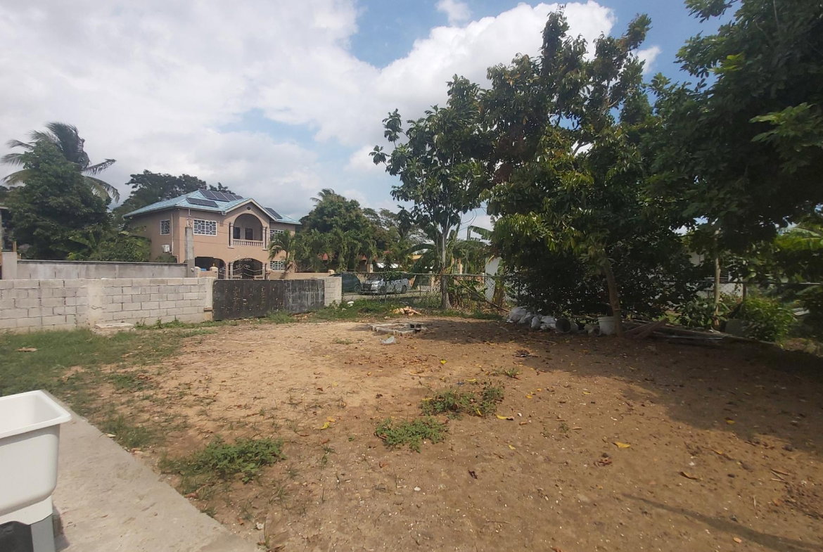 Ninth image of Lot-991 Willowdene in Spanish Town, St. Catherine, Jamaica - property is For Rent