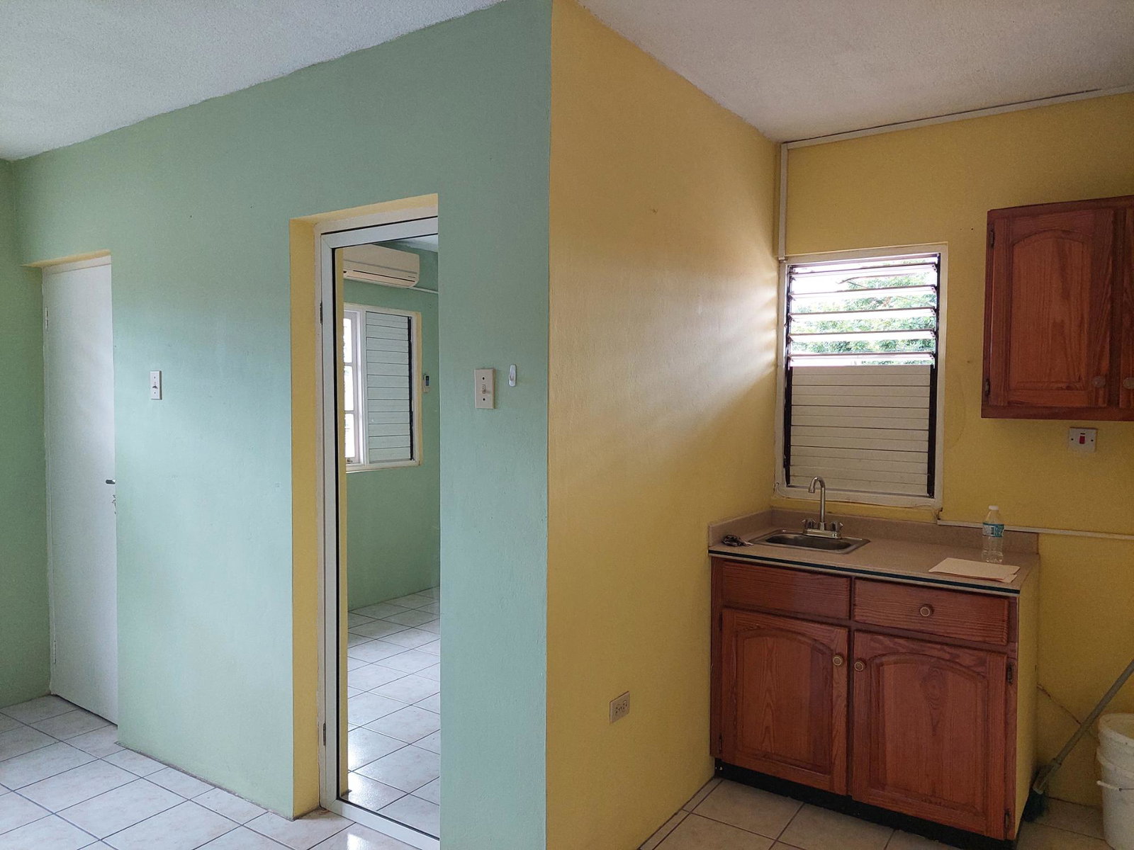 Charming-One-Bedroom-Studio-Apartment-for-Rent-in-St.-Andrew-Jamaica Thirteenth image of 20-3 Three Views Avenue in Kingston 20, St. Andrew, Jamaica - property is For Rent