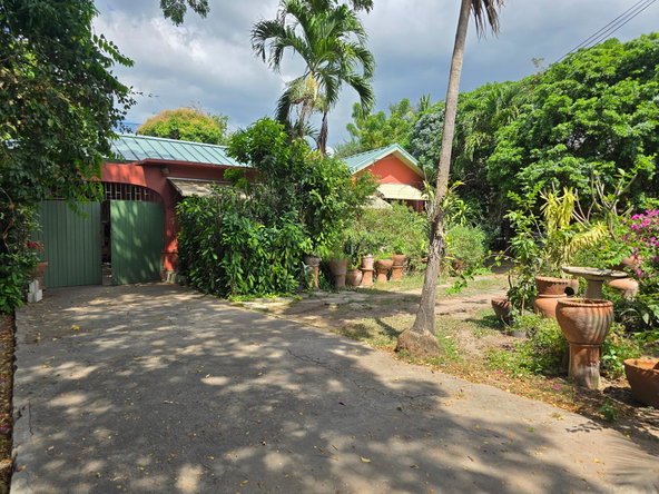 Seventh image of 5 Hopefield Avenue in Kingston 6, St. Andrew, Jamaica - property is For Sale
