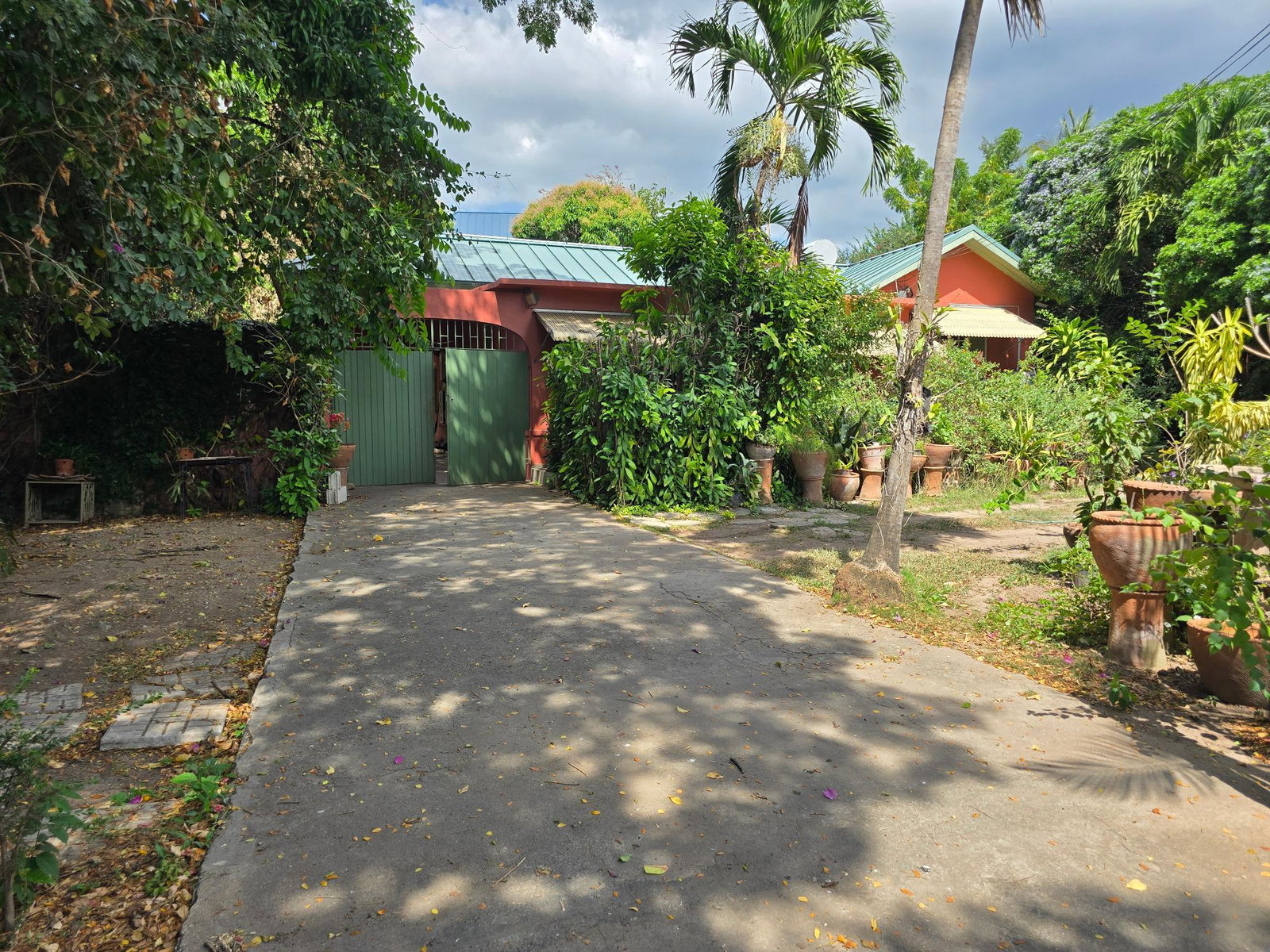 Eighth image of 5 Hopefield Avenue in Kingston 6, St. Andrew, Jamaica - property is For Sale