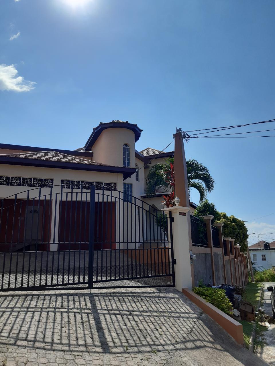 Twenty-Eighth image of Apt A2-lot 39 st James Close in Montego Bay, St. James, Jamaica - property is For Rent