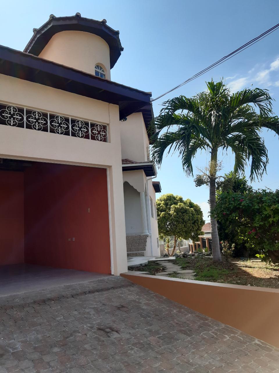 Fourth image of Apt A2-lot 39 st James Close in Montego Bay, St. James, Jamaica - property is For Rent