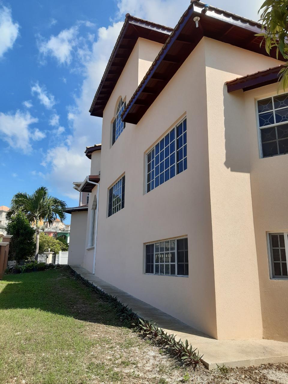 Sixth image of Apt A2-lot 39 st James Close in Montego Bay, St. James, Jamaica - property is For Rent